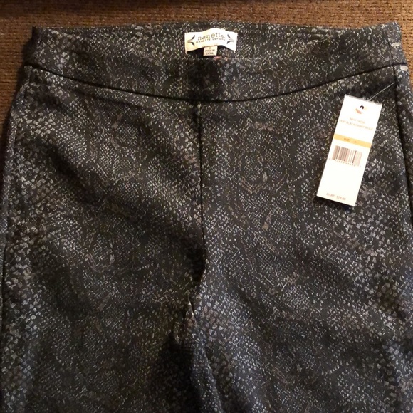 NWT Nanette Lepore Animal Print Maya Ankle Length Pant - Picture 5 of 7